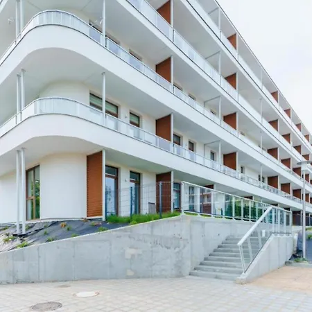 Aparts Care 100m Od Plazy Parking