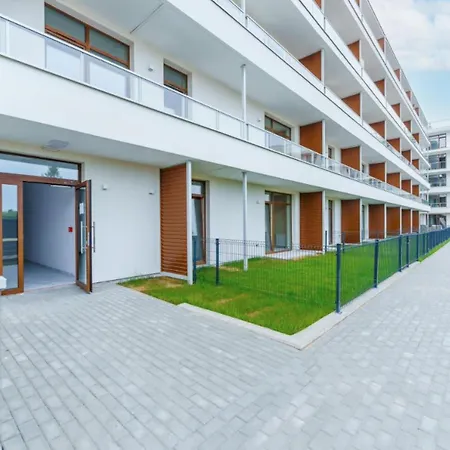 公寓 Aparts Care 100m Od Plazy Parking